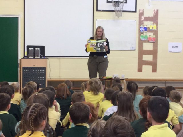 Kate-on-conservation-giving-an-assembly-at-East-Harling-Primary-School